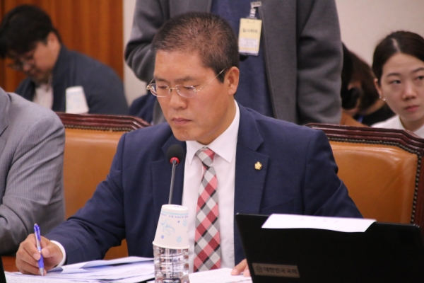 송석준 한국당 의원.